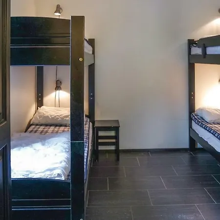 2 Bedroom Awesome In Appartement