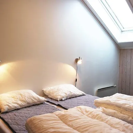 2 Bedroom Awesome In Апартаменты Хемседал