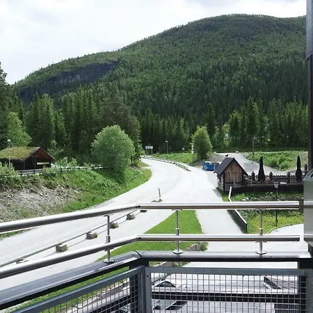 2 Bedroom Awesome In Appartement