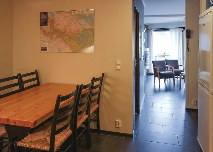 Lägenhet 2 Bedroom Awesome In