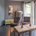 公寓 2 Bedroom Awesome In *